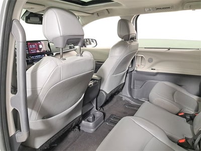 2024 Toyota Sienna XLE