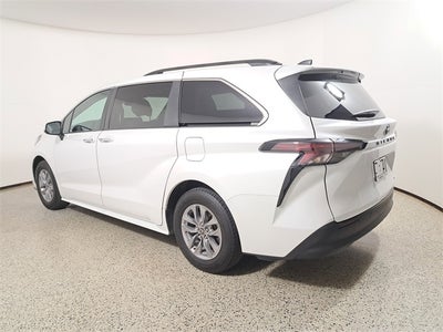 2024 Toyota Sienna XLE