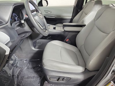 2026 Toyota Sienna XLE 8 Passenger