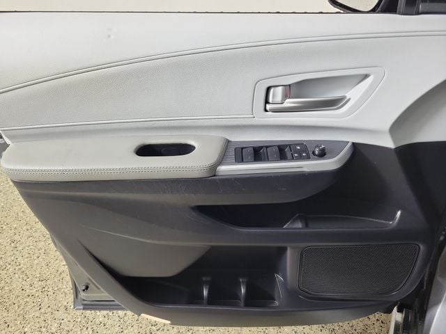2026 Toyota Sienna XLE 8 Passenger