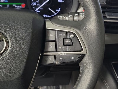 2026 Toyota Sienna XLE 8 Passenger