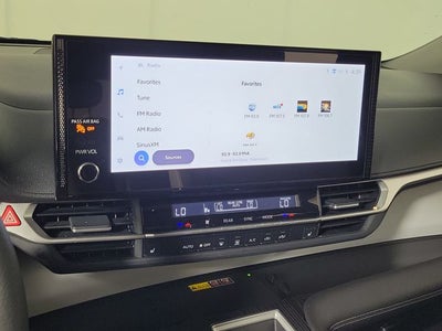 2026 Toyota Sienna XLE 8 Passenger