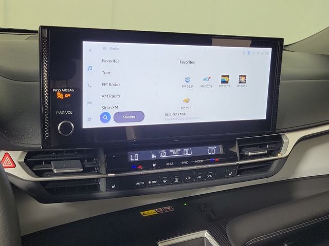2026 Toyota Sienna XLE 8 Passenger