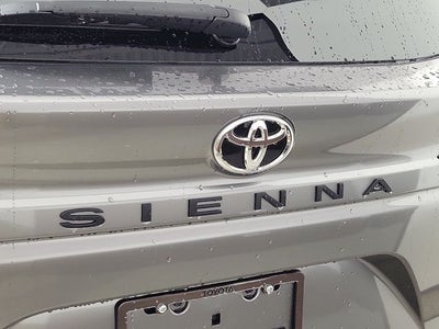 2026 Toyota Sienna XLE 8 Passenger