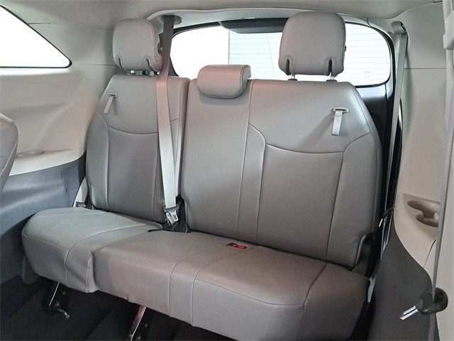 2024 Toyota Sienna XLE 8 Passenger