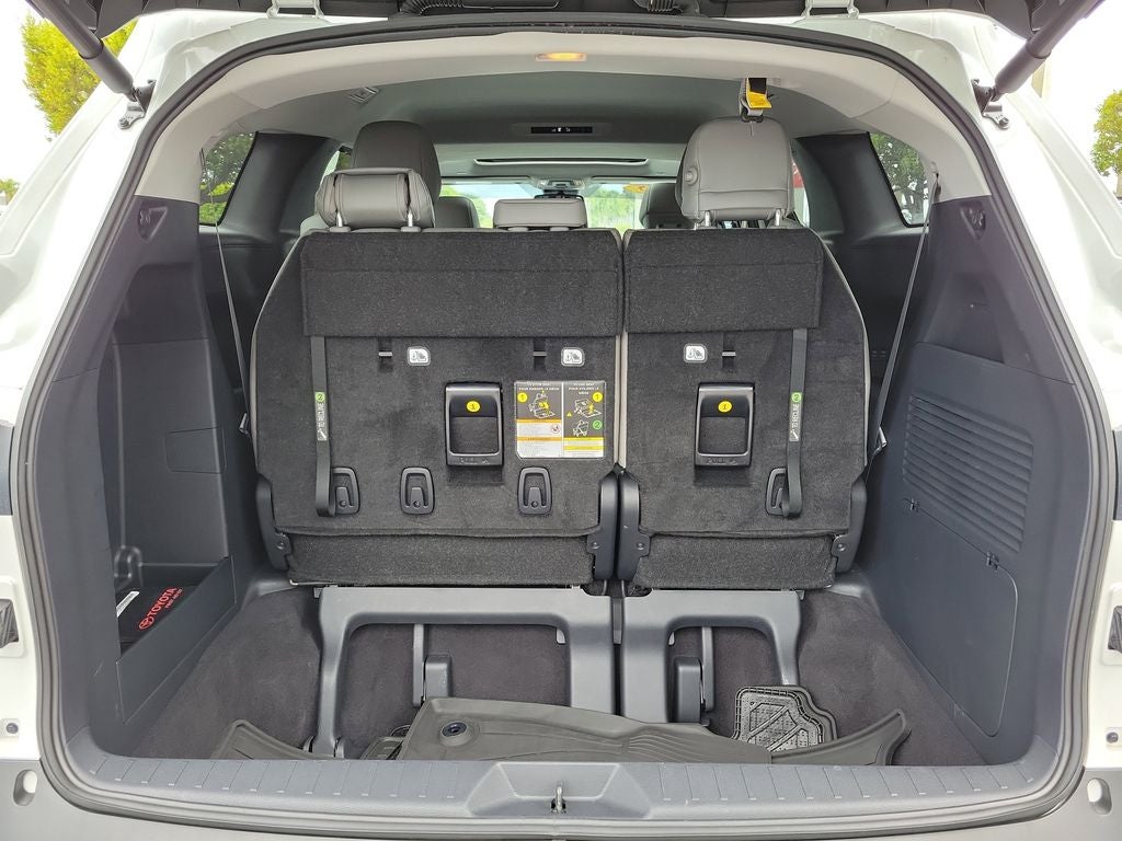 2025 Toyota Sienna XLE 7 Passenger