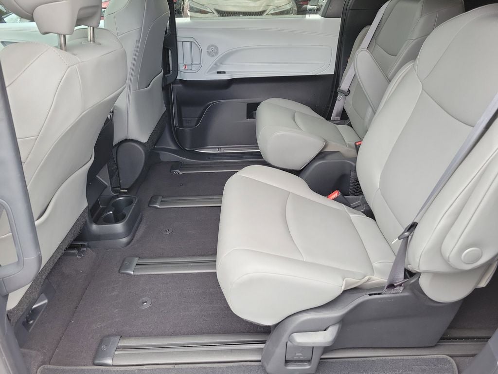 2025 Toyota Sienna XLE 7 Passenger