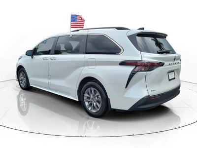 2025 Toyota Sienna XLE 7 Passenger