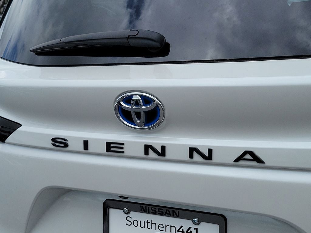 2025 Toyota Sienna XLE 7 Passenger