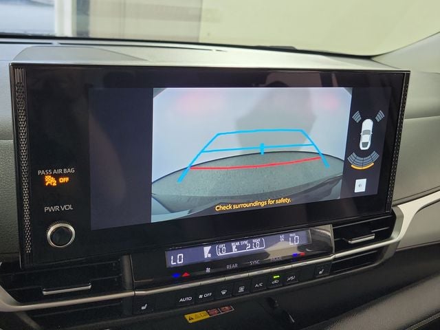 2025 Toyota Sienna XLE 8 Passenger