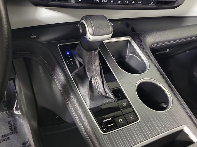 2025 Toyota Sienna XLE 8 Passenger