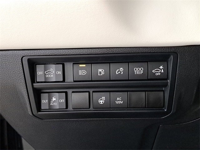 2024 Toyota Tundra Hybrid Capstone