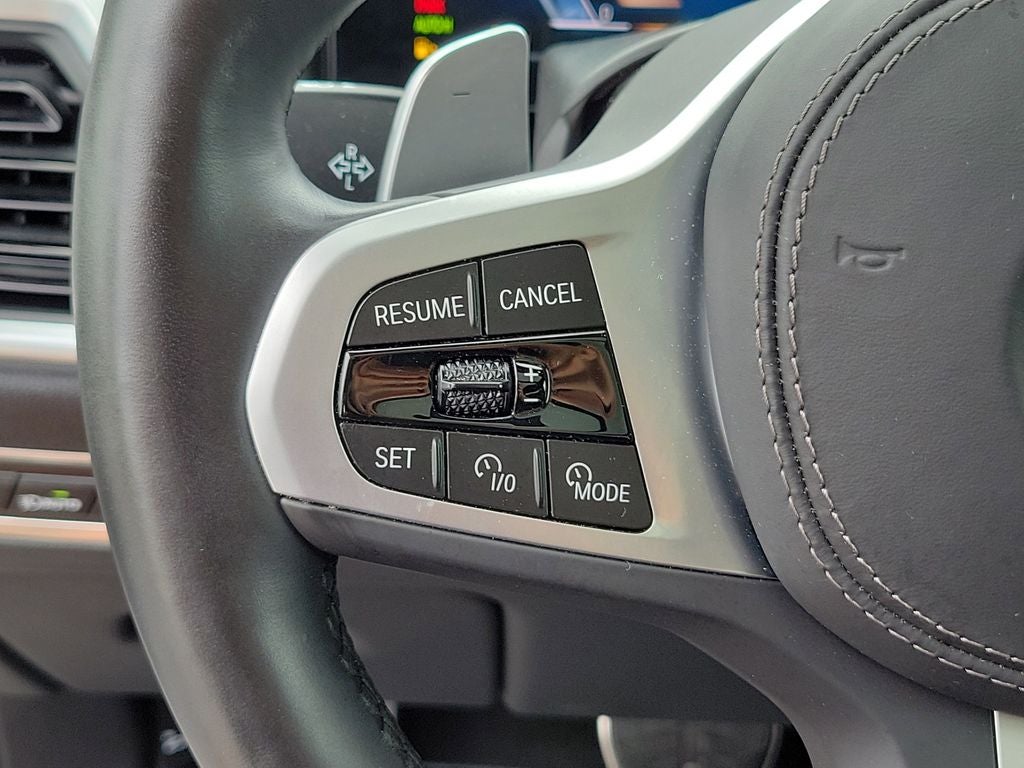 2025 BMW X7 xDrive40i M