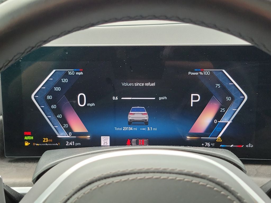 2025 BMW X7 xDrive40i M