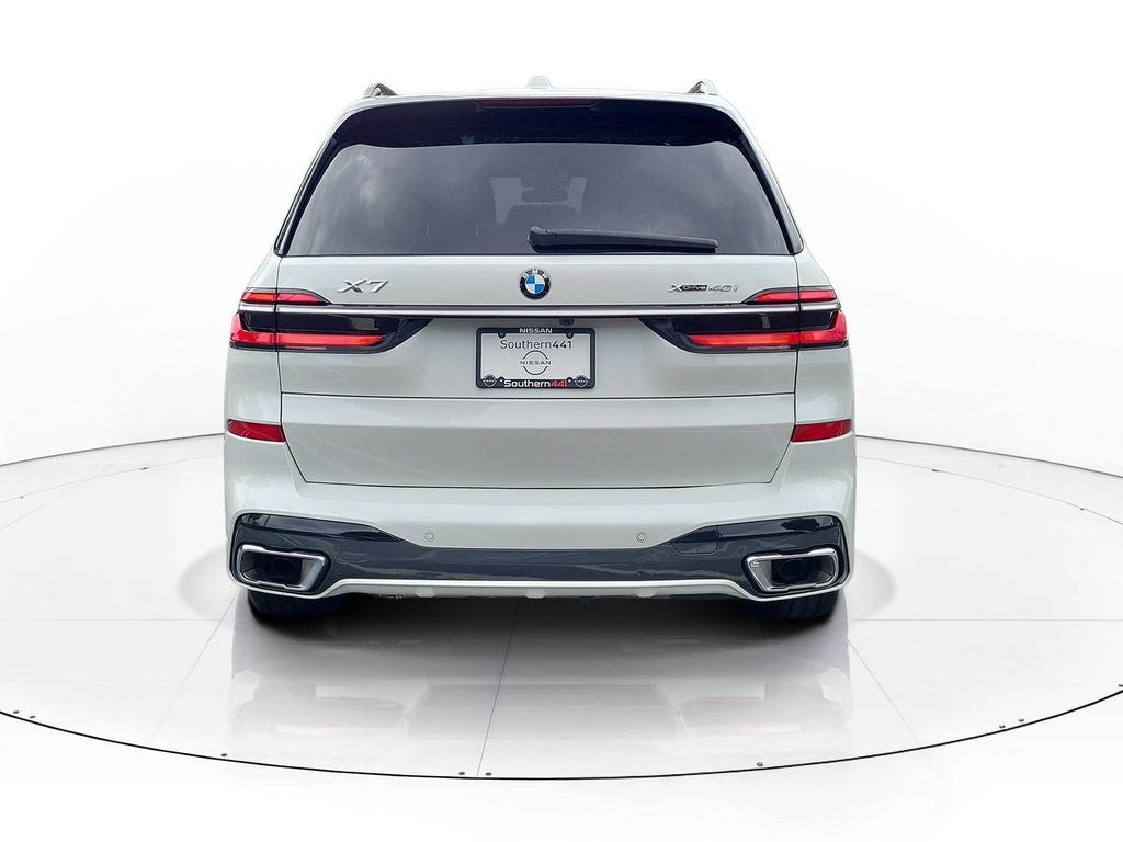 2025 BMW X7 xDrive40i M