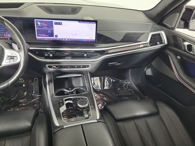 2024 BMW X7 M60i