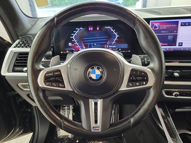 2024 BMW X7 M60i