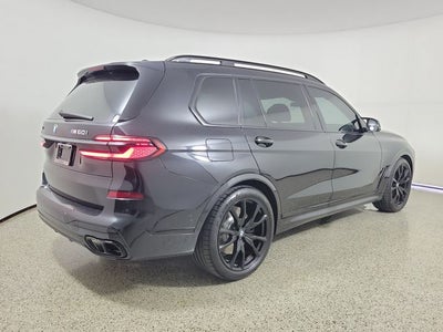 2024 BMW X7 M60i