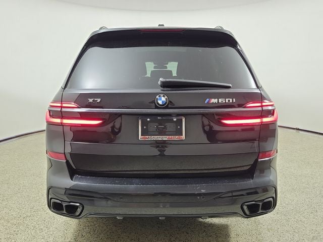 2024 BMW X7 M60i