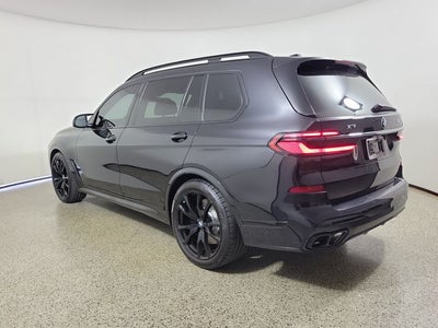 2024 BMW X7 M60i