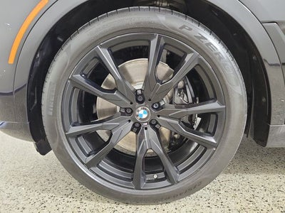 2024 BMW X7 M60i