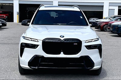 2026 BMW X7 M60i