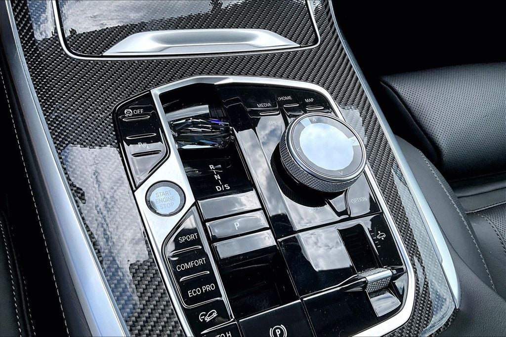 2026 BMW X7 M60i