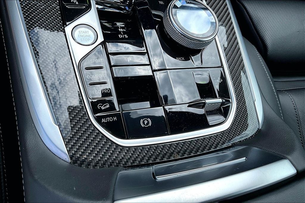 2026 BMW X7 M60i