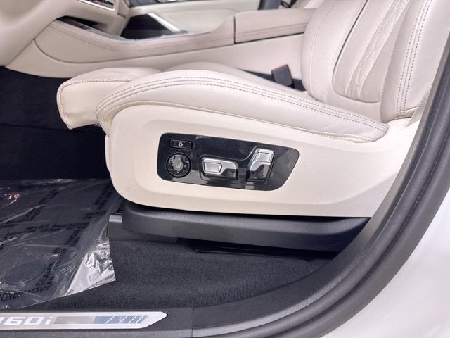 2025 BMW X5 M60i
