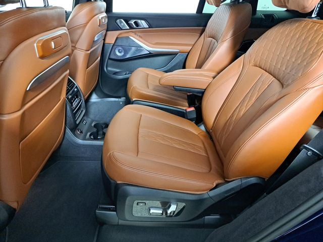 2025 BMW X7 ALPINA XB7