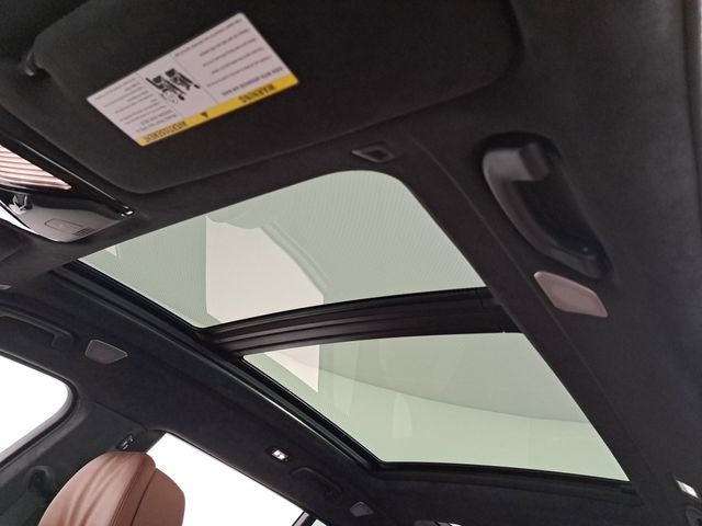 2025 BMW X7 ALPINA XB7