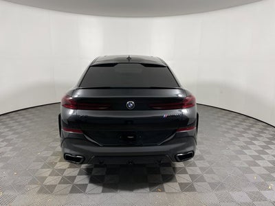2022 BMW X6 M50i