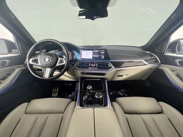 2021 BMW X5 M50i