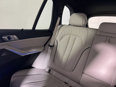 2021 BMW X5 M50i