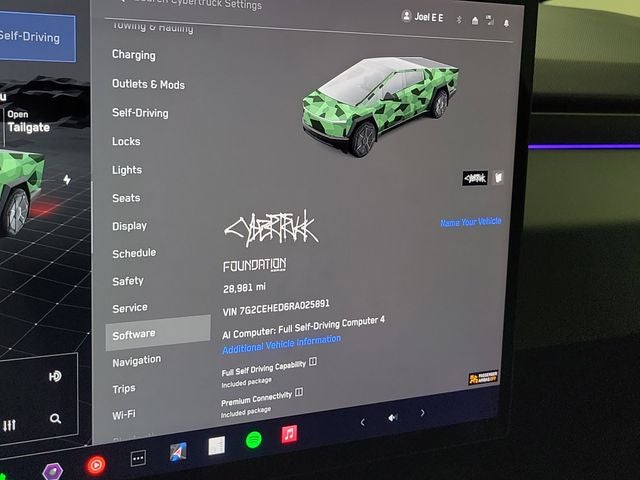 2024 Tesla Cybertruck Base