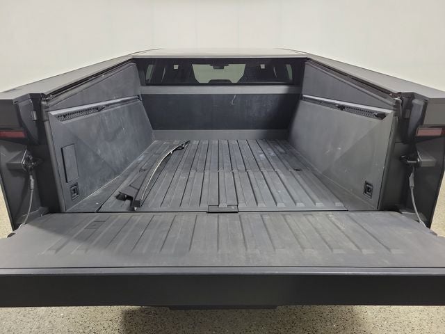 2024 Tesla Cybertruck Base