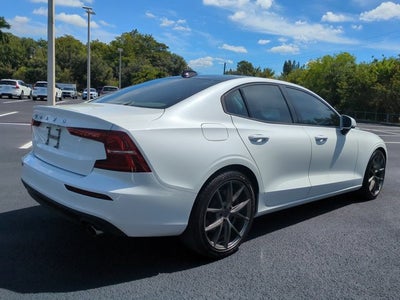 2019 Volvo S60 Momentum
