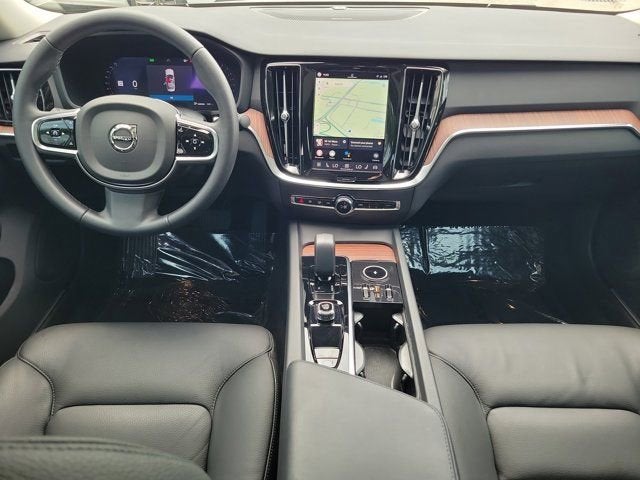 2025 Volvo S60 B5 Plus