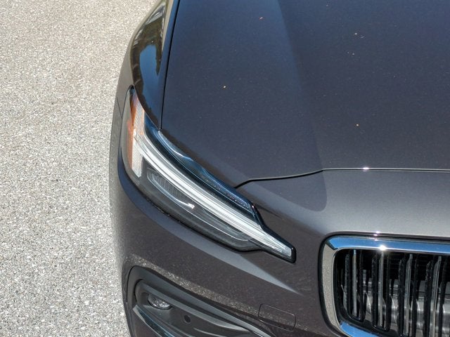 2023 Volvo S60 Ultimate Bright Theme