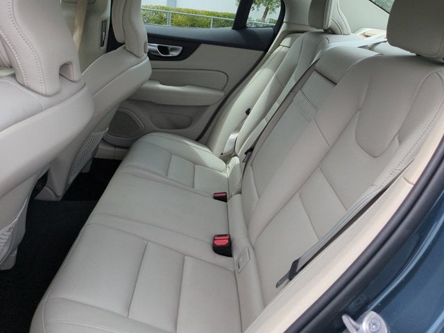 2024 Volvo S60 Core Dark Theme