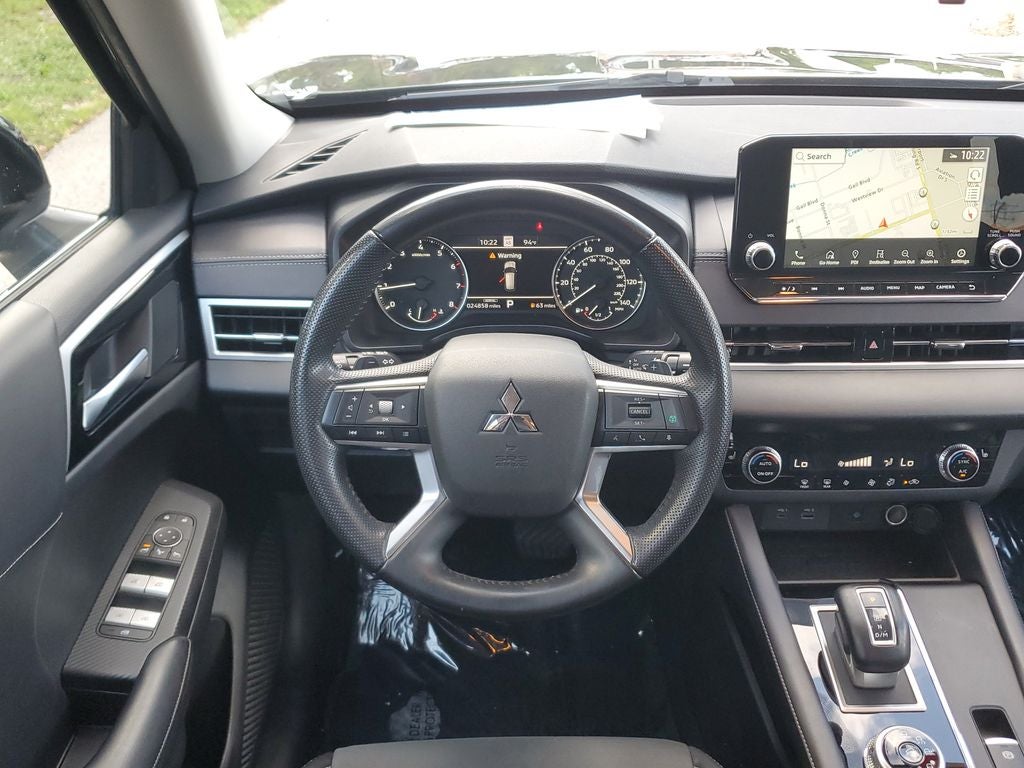 2024 Mitsubishi Outlander SE