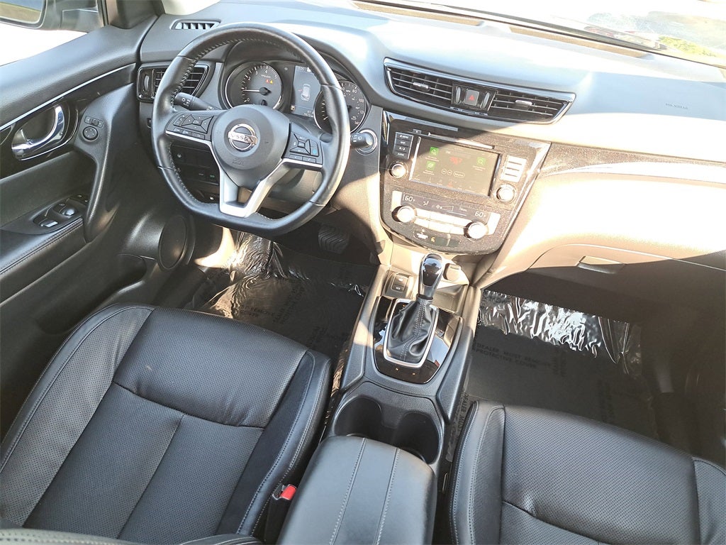 2022 Nissan Rogue Sport SL