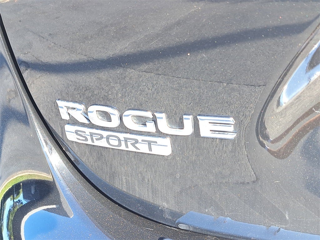 2022 Nissan Rogue Sport SL