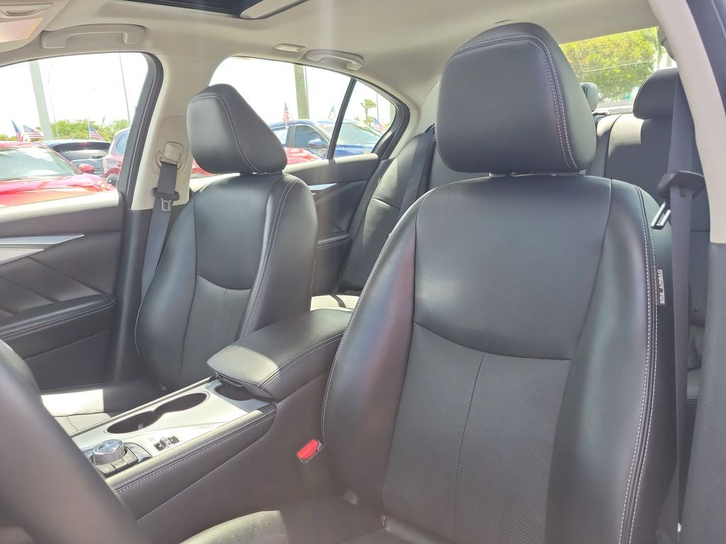 2023 INFINITI Q50 LUXE