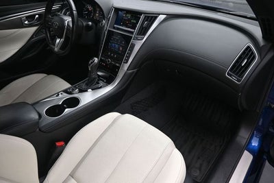 2020 INFINITI Q60 3.0t LUXE