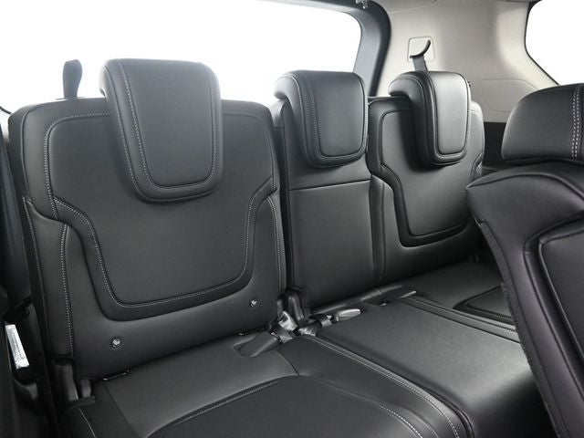 2026 Nissan Armada SV