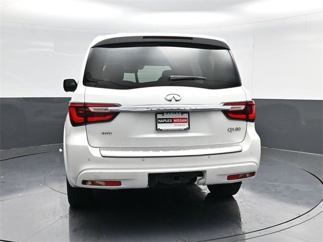 2024 INFINITI QX80 LUXE