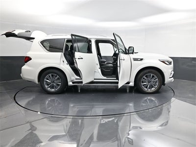 2024 INFINITI QX80 LUXE