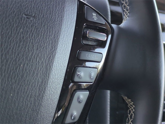 2022 INFINITI QX80 Premium Select