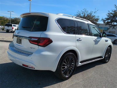 2022 INFINITI QX80 Premium Select